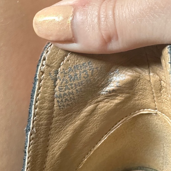 Lucky Brand Larise Suede Bootie - Picture 8 of 8